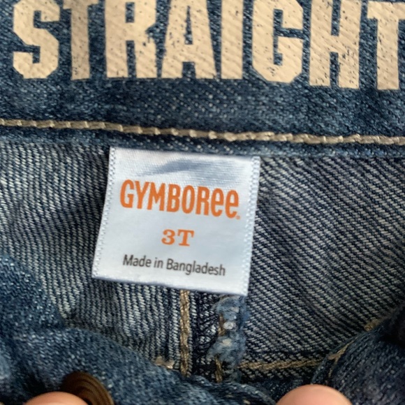 Gymboree Boys 3T jeans Super soft denim. In excellent condition no stains. - Picture 2 of 4